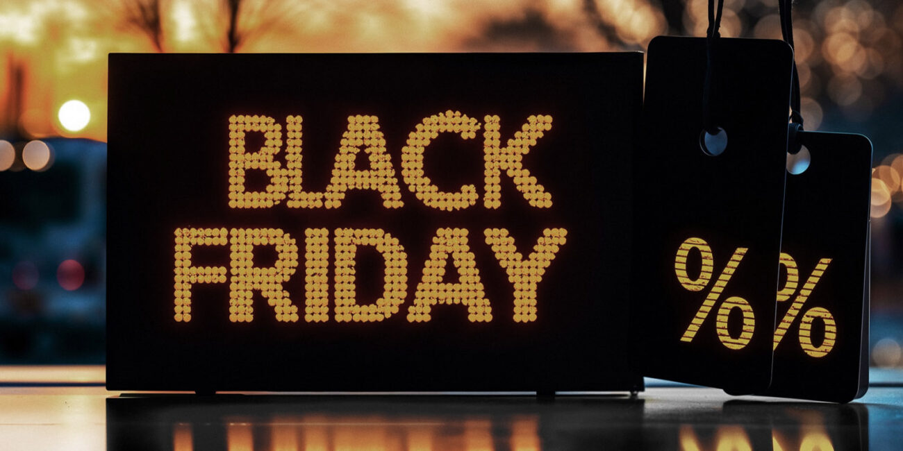 Unwrap the Ultimate Black Friday Experience with Moolah Points-Boost Sales with Customer Loyalty Program Software