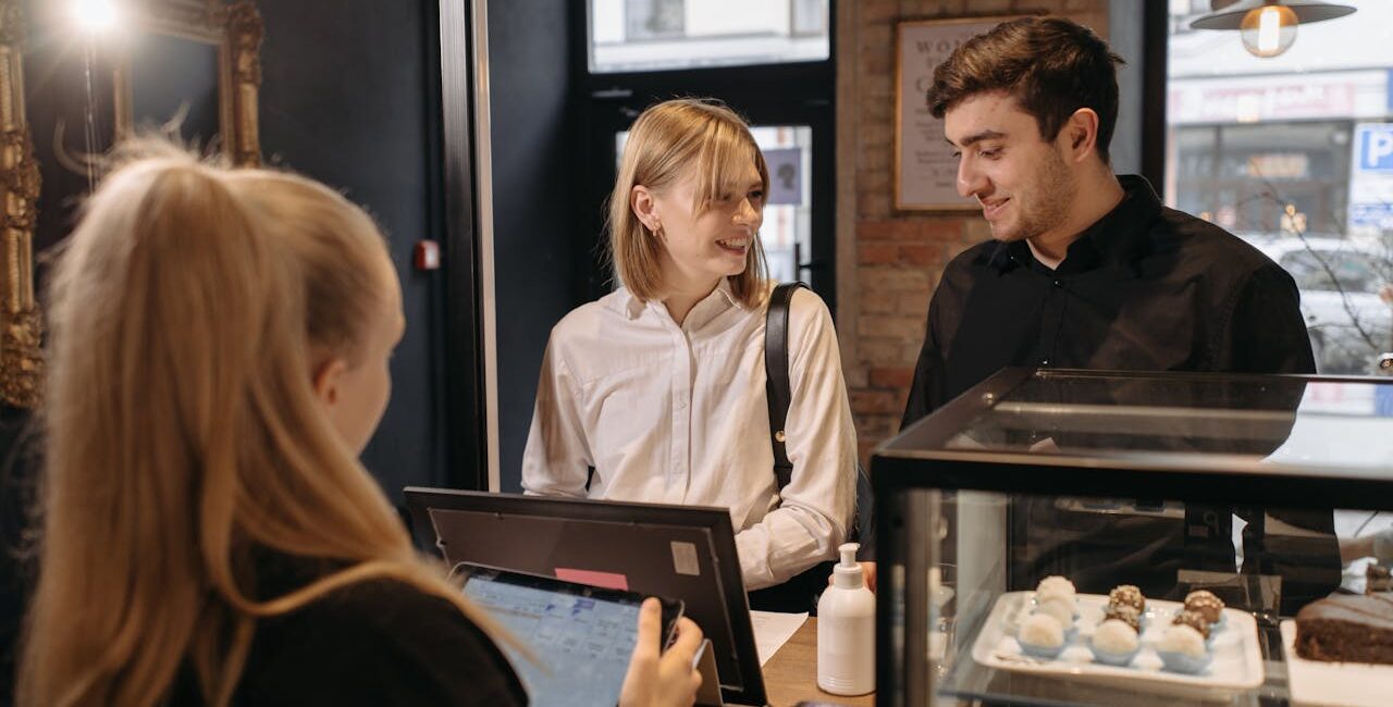 Create Memorable Customer Experiences by Redeem, Reward, Retain